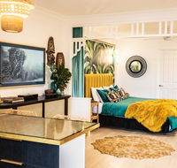 NOMAD - Luxe apartment - Newcastle Accommodation