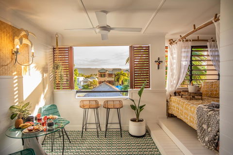 NOMAD - Luxe Apartment - New Castle Tourism 1