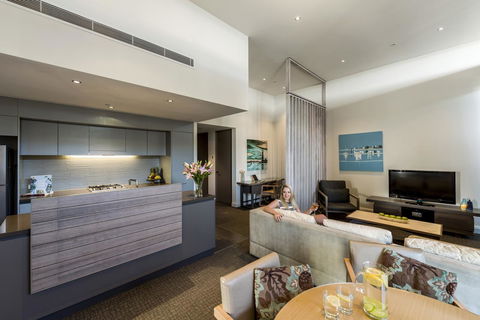 Oaks Redcliffe Mon Komo Suites - Newcastle Accommodation 21