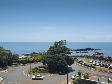 Oaks Redcliffe Mon Komo Suites - Newcastle Accommodation 2