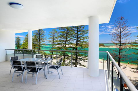 Rumba Beach Resort - New Castle Tourism 18