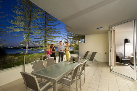 Rumba Beach Resort - New Castle Tourism 43