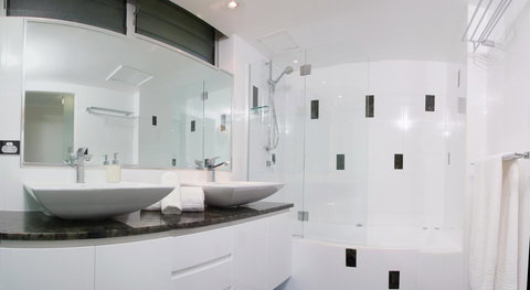 Poinciana 112 - Newcastle Accommodation 11