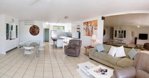 Poinciana 112 - Newcastle Accommodation 14