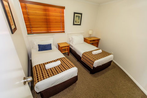 Grand Palais Boolarong Beachside Apartments - Newcastle Accommodation 28