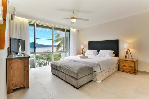 Frangipani 104 - Hamilton Island - Newcastle Accommodation 3