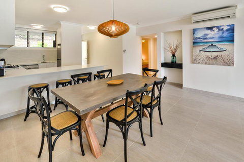 Frangipani 104 - Hamilton Island - Newcastle Accommodation 6