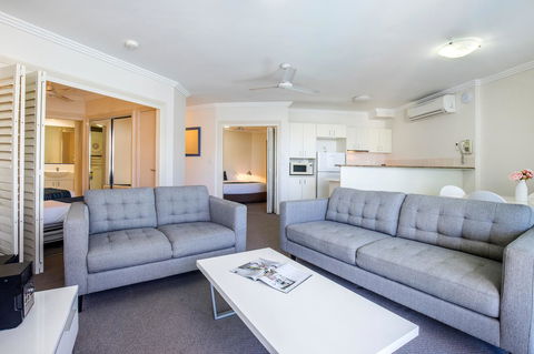 Watermark Resort Caloundra - New Castle Tourism 35