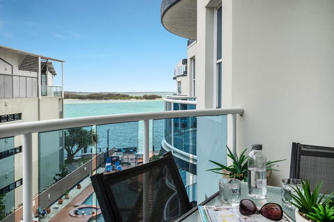 Watermark Resort Caloundra - New Castle Tourism 22