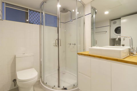 The White House Port Douglas - Newcastle Accommodation 4