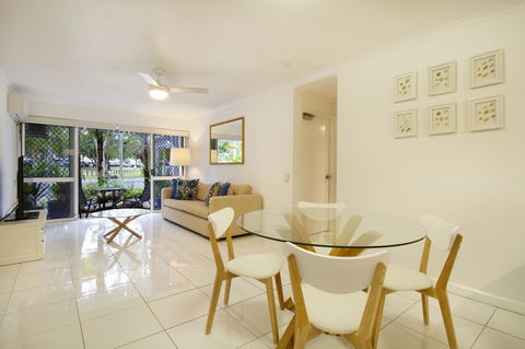 The White House Port Douglas - Newcastle Accommodation 14