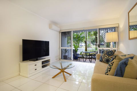 The White House Port Douglas - Newcastle Accommodation 16
