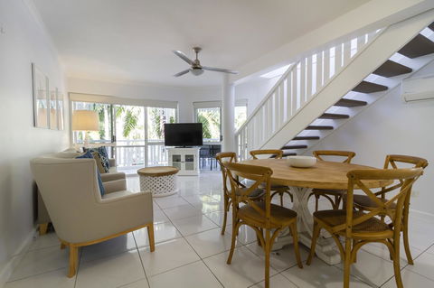 The White House Port Douglas - Newcastle Accommodation 7