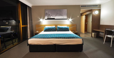 Pacific Hotel Cairns - New Castle Tourism 43