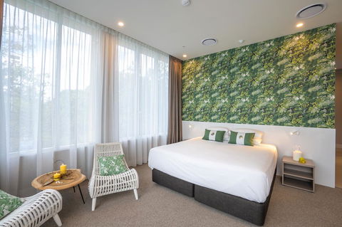 Pacific Hotel Cairns - New Castle Tourism 0