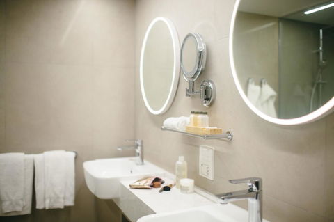 Pacific Hotel Cairns - New Castle Tourism 27