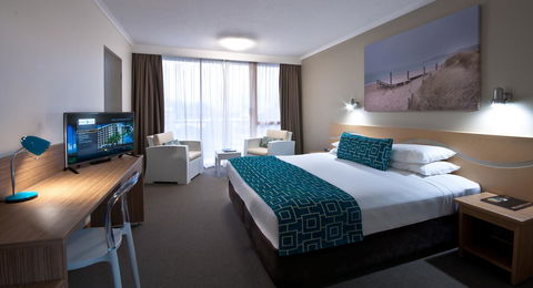 Pacific Hotel Cairns - New Castle Tourism 41