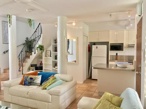 [ ANDY'S BEACH HOUSE ] - New Castle Tourism 35