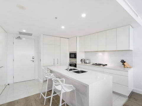 Oracle Resort Broadbeach - Gclr - New Castle Tourism 14