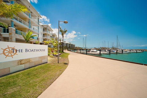 The Boathouse Apartments - Newcastle Accommodation 26