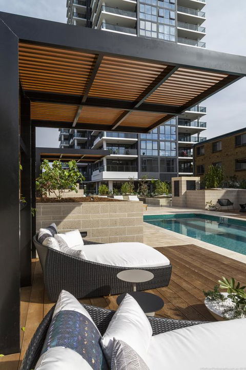 Boardwalk Burleigh Beach - Official - Newcastle Accommodation 11