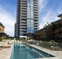 Boardwalk Burleigh Beach - Official - Newcastle Accommodation