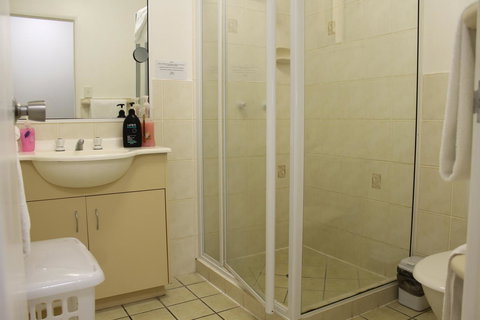 Airlie Apartments - Newcastle Accommodation 1