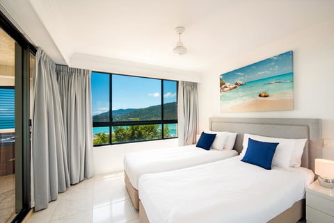 Pinnacles - Newcastle Accommodation 5