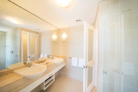 Pinnacles - Newcastle Accommodation 18