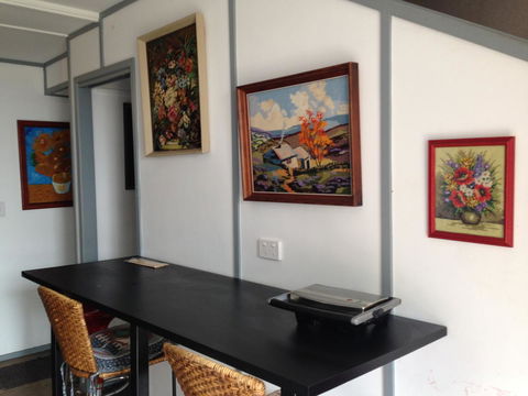 XYL Pets Friendly Seaside Boutique Guesthouse - New Castle Tourism 6