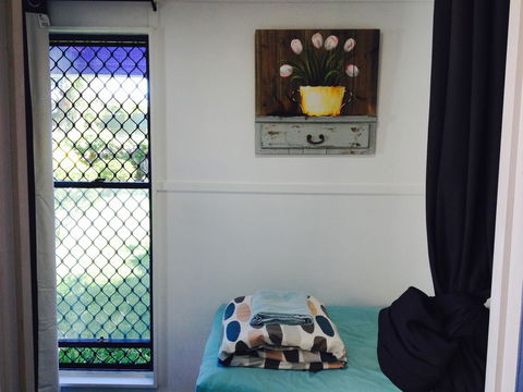 XYL Pets Friendly Seaside Boutique Guesthouse - New Castle Tourism 7