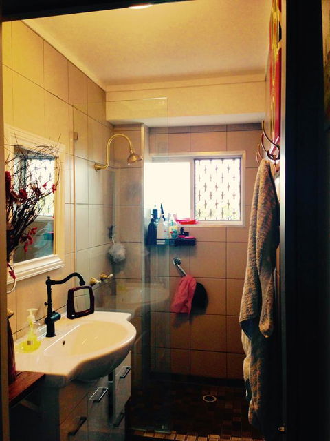 XYL Pets Friendly Seaside Boutique Guesthouse - New Castle Tourism 18