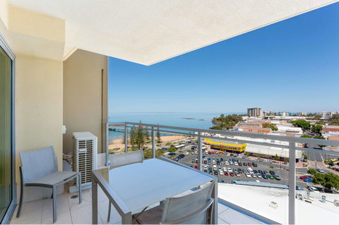 Proximity Waterfront Apartments - New Castle Tourism 31