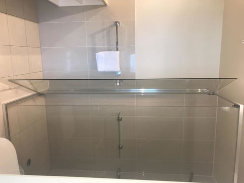 Proximity Waterfront Apartments - New Castle Tourism 10