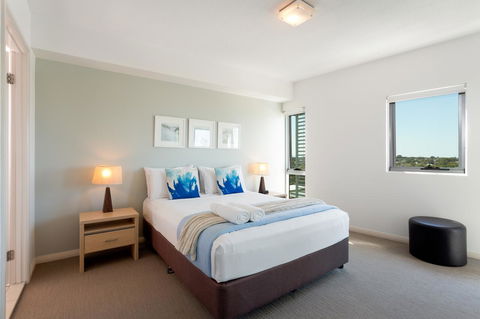 Proximity Waterfront Apartments - New Castle Tourism 28