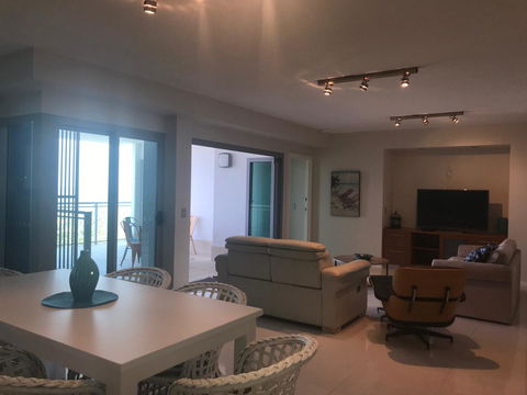 Proximity Waterfront Apartments - New Castle Tourism 6