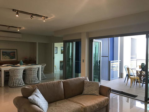 Proximity Waterfront Apartments - New Castle Tourism 17