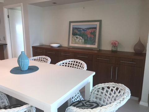 Proximity Waterfront Apartments - New Castle Tourism 8