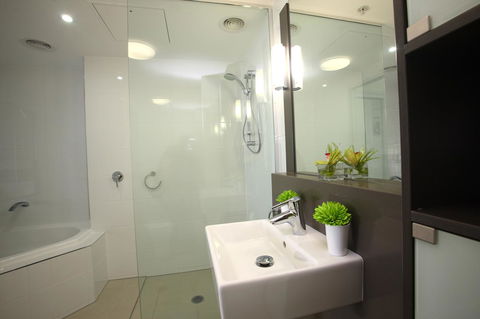Monaco Caloundra - New Castle Tourism 35