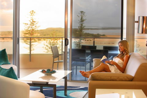 Monaco Caloundra - New Castle Tourism 33