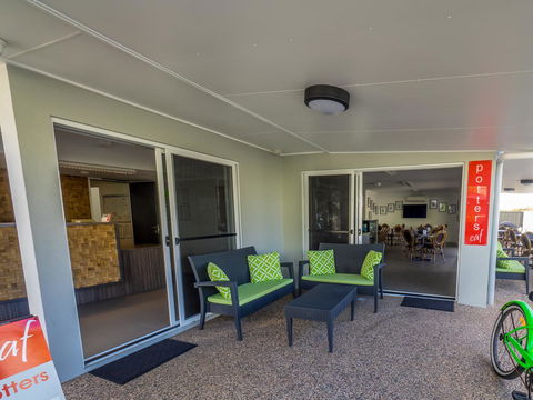 Mackay Oceanside Central Hotel Official - Newcastle Accommodation 30