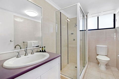 ULTIQA Beach Haven On Broadbeach - New Castle Tourism 43