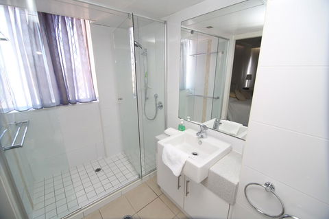 Oceania On Burleigh Beach - Newcastle Accommodation 15