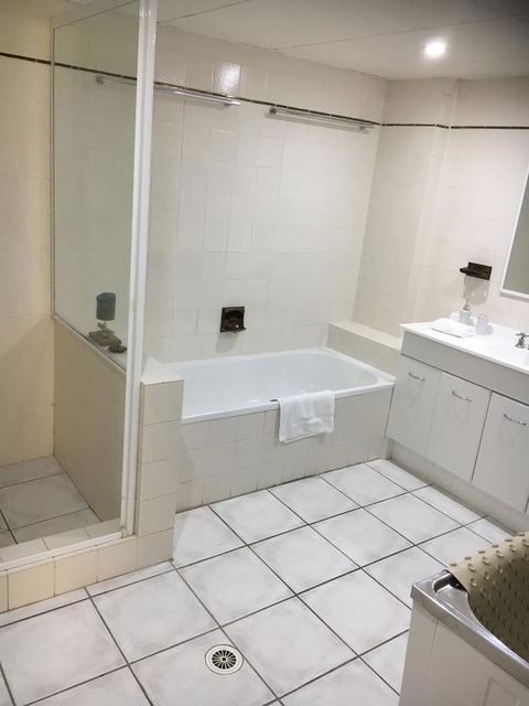 Oceania On Burleigh Beach - Newcastle Accommodation 37