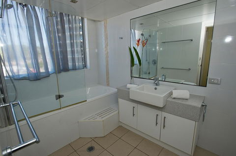 Oceania On Burleigh Beach - Newcastle Accommodation 16