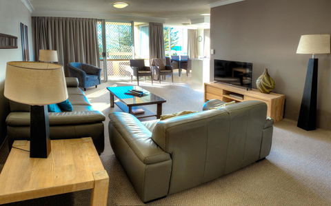 Oceania On Burleigh Beach - Newcastle Accommodation 6