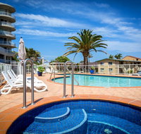Kirra Beach Apartments - Newcastle Accommodation