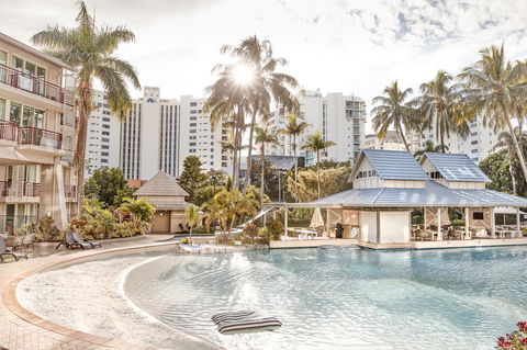 Novotel Cairns Oasis Resort - New Castle Tourism 1