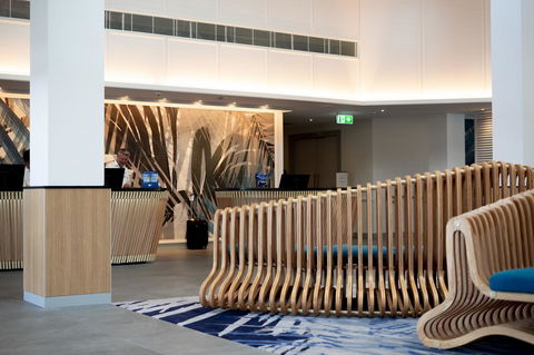 Novotel Cairns Oasis Resort - New Castle Tourism 13