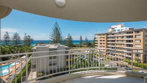 2nd Avenue Beachside Apartments - Newcastle Accommodation 11